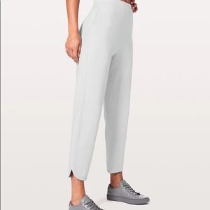 Lululemon Every Moment Pant Vapor Crop Jogger